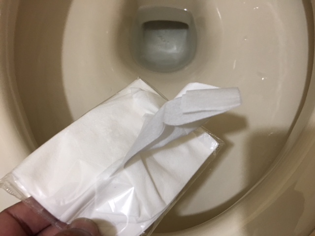 ティッシュペーパー