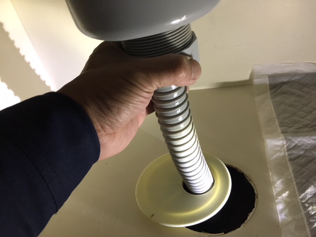 蛇腹ホースの交換2