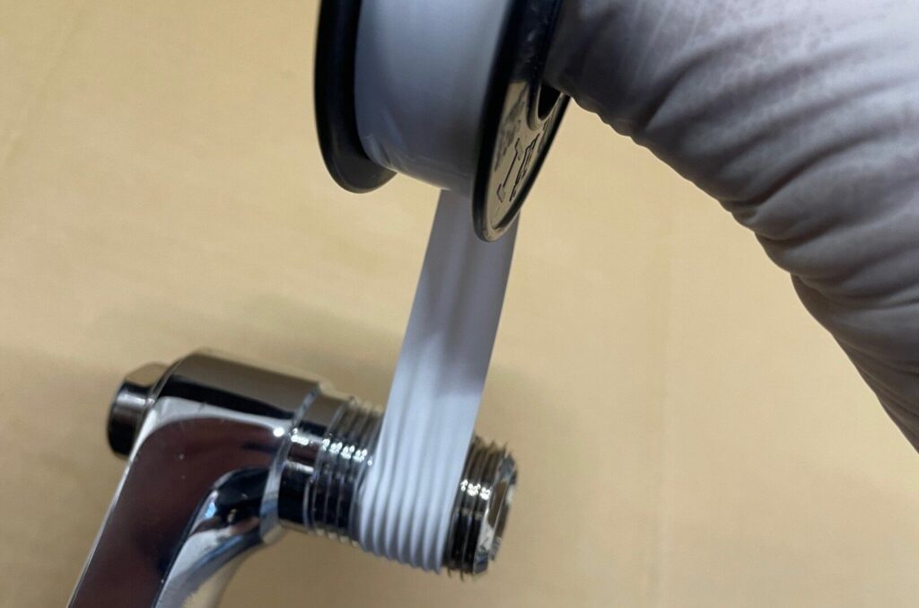 壁との接続部のシールテープ交換