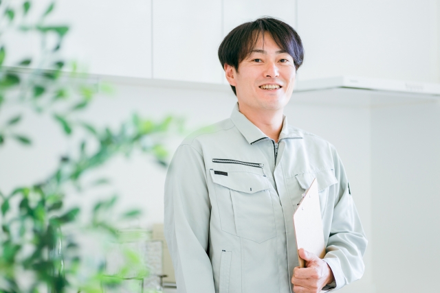 掃除をしても尿石が取れない場合は業者に依頼