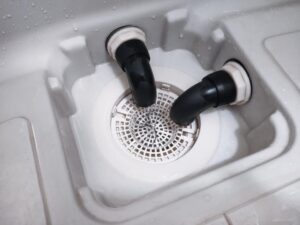 浴槽の構造と排水溝つまりの関係