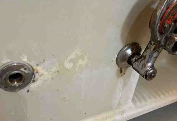シールテープを交換する箇所の器具を取外す